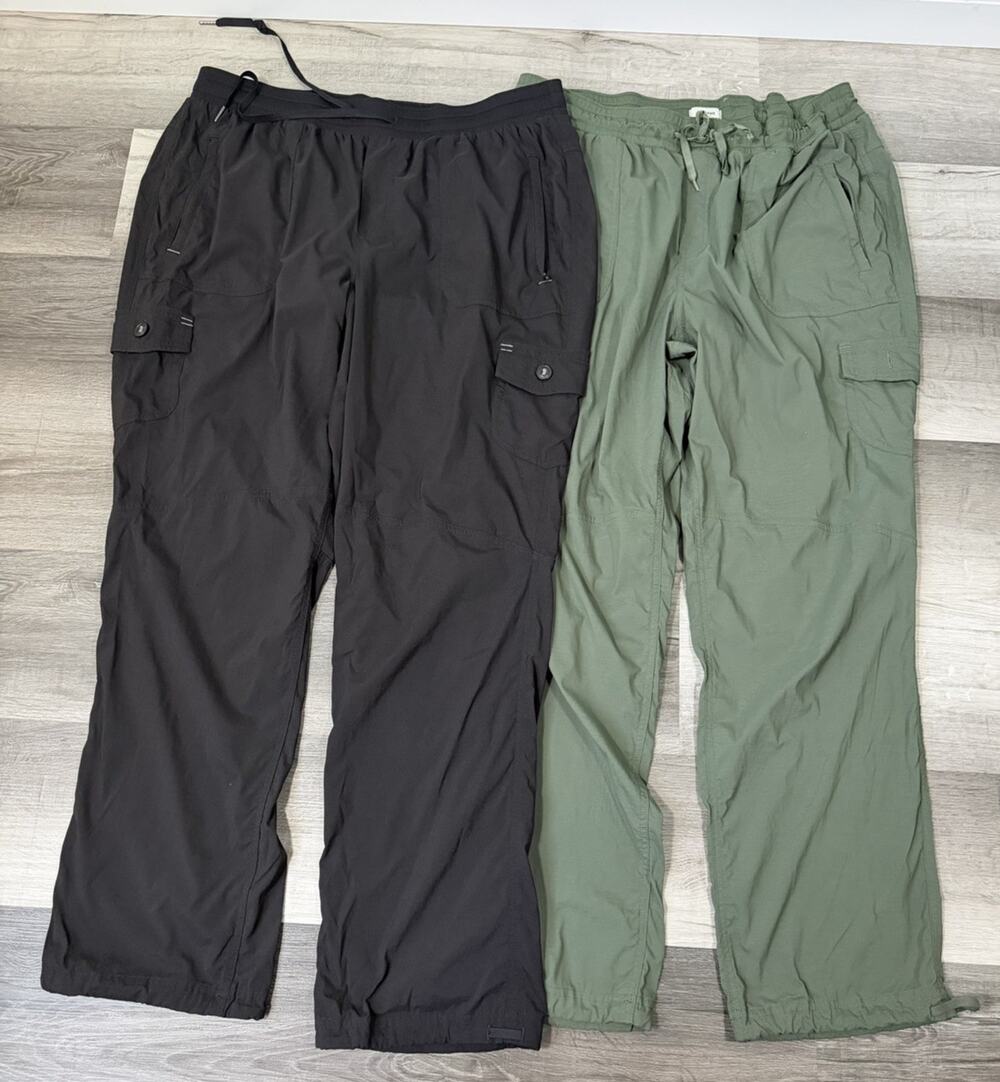 L.L.Bean Womens 1X Plus Cargo Pants Lot Black Sage Green Utility Hiking 30”